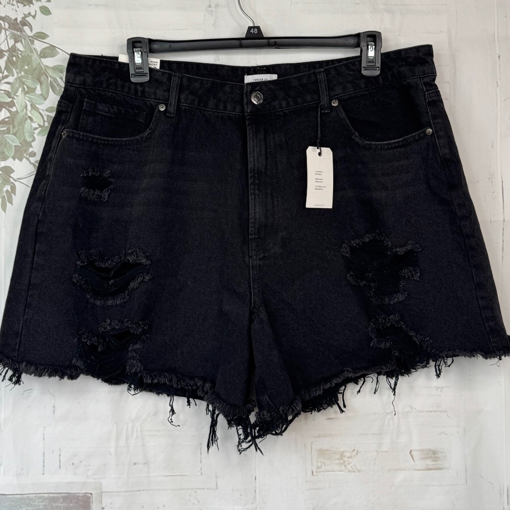 Forever 21 Womens Relaxed High Rise Distress Black Denim Jean Mom Shorts Plus 16